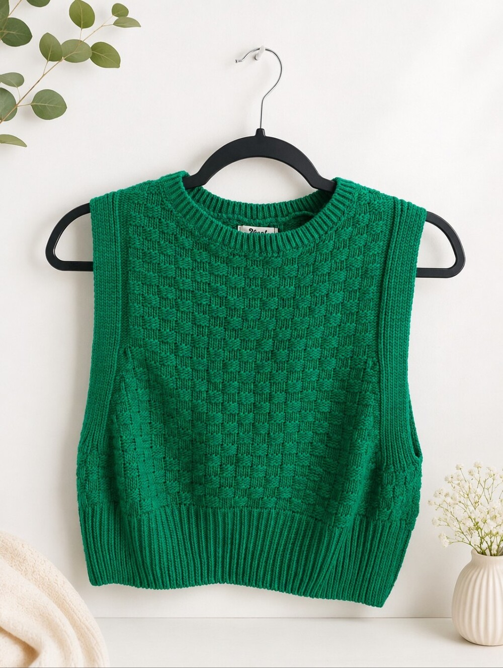 Green Knit Sleeveless Sweater Vest